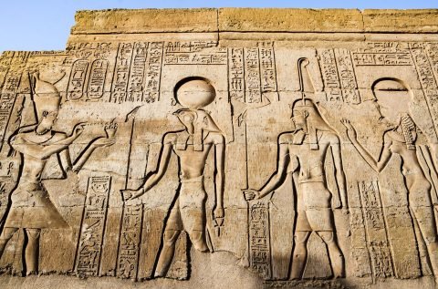 Egyptian Gods and Temples: A Guide for First-Time Visitors