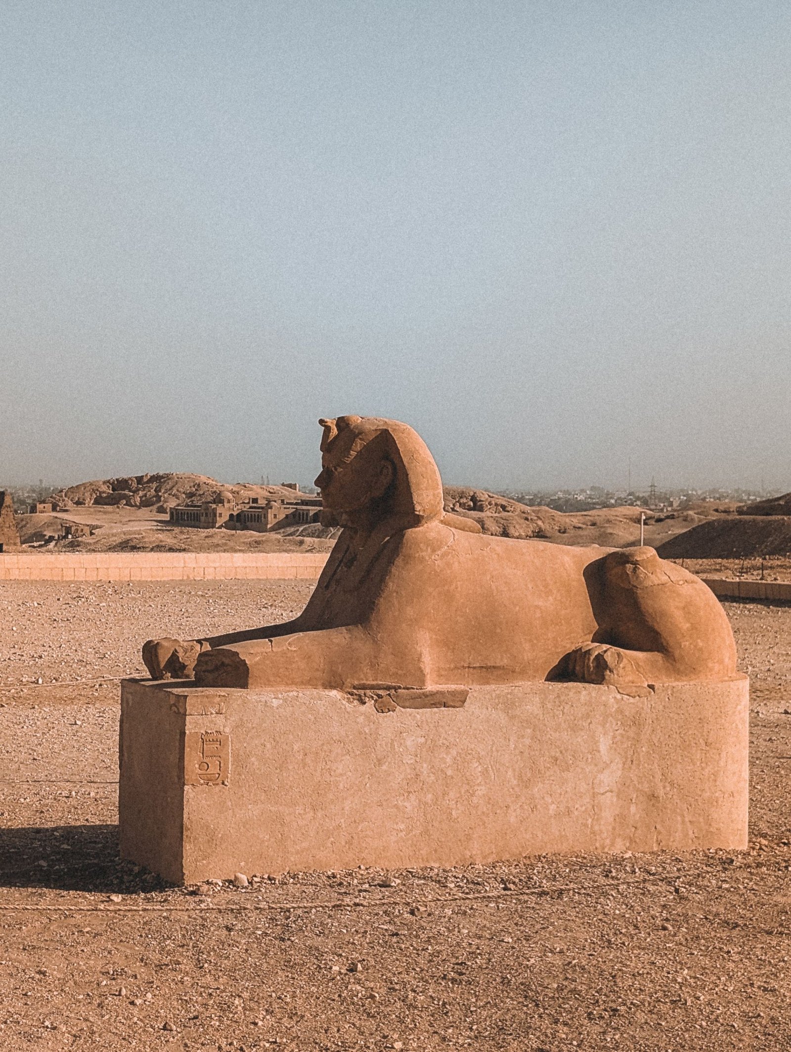 Luxor Travel Guide: East Bank and West Bank